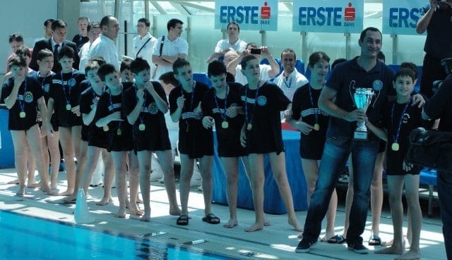 zlatni-nade- rijeka-2011-vaterpolo-klub-mornar-brodospas-9